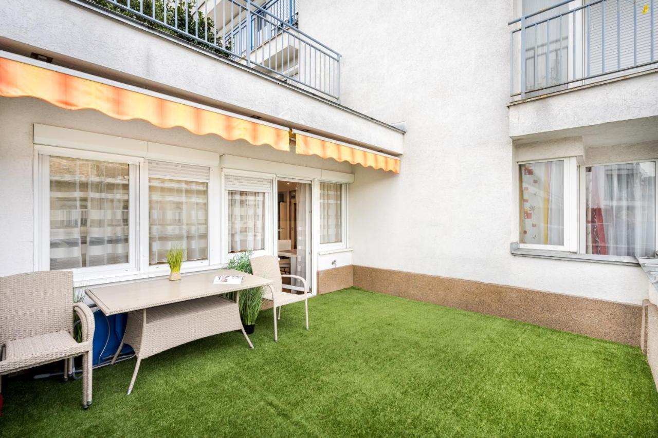 Bpr Garay Suite With Rooftop Terrace & A/C Budapest Extérieur photo